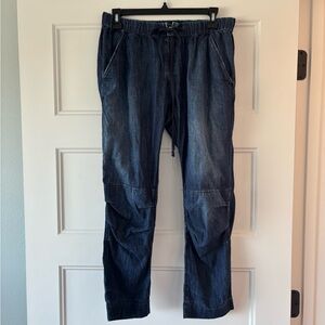 Citizens of Humanity cropped jogger style jeans size medium
